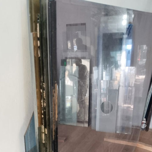 Nazz Aluminium Fabricator Glass Work